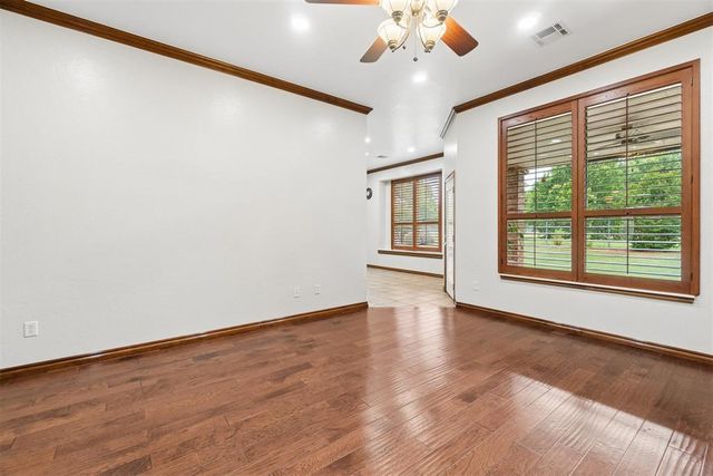 10705 Fairway Avenue, Oklahoma City, OK 73170