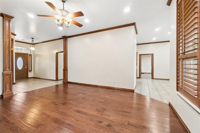 10705 Fairway Avenue, Oklahoma City, OK 73170