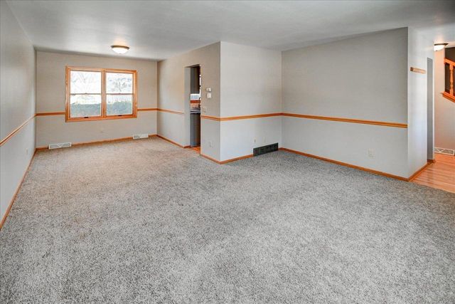 305 N High Point Road, Madison, WI 53717