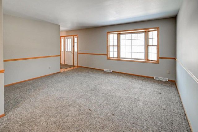 305 N High Point Road, Madison, WI 53717