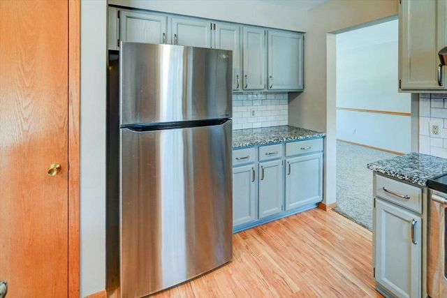 305 N High Point Road, Madison, WI 53717