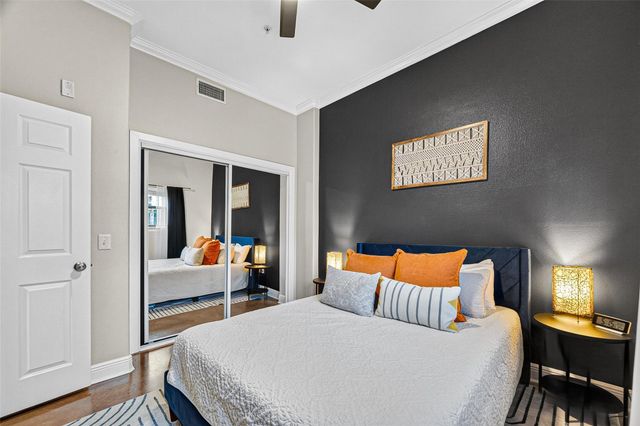 1602 Elgin Street 6, Houston, TX 77004
