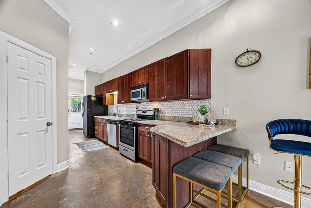 1602 Elgin Street 6, Houston, TX 77004
