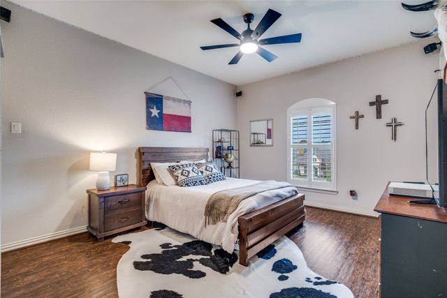 8533 Waterfront Court, Fort Worth, TX 76179