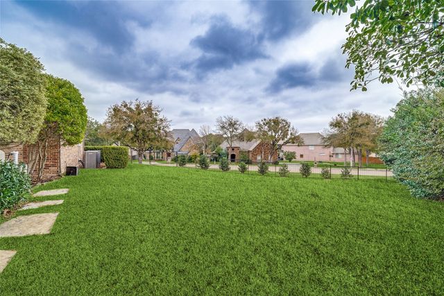 8533 Waterfront Court, Fort Worth, TX 76179