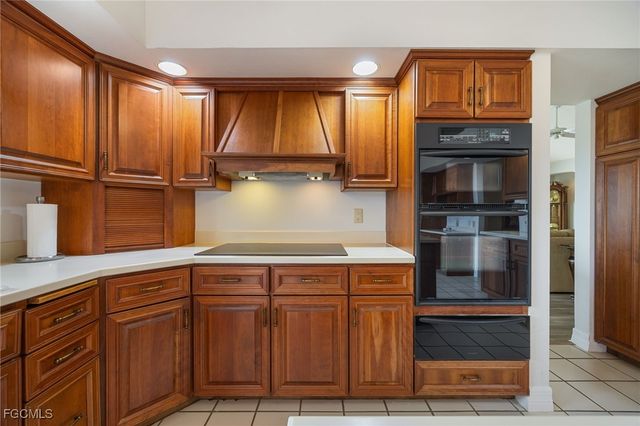 16031 Forest Oaks DR, Fort Myers, FL 33908