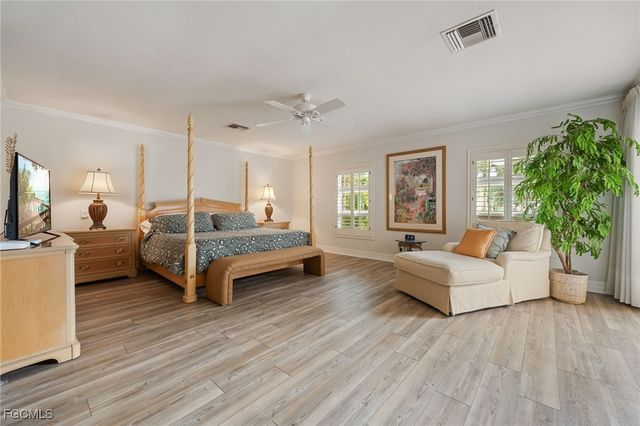 16031 Forest Oaks DR, Fort Myers, FL 33908