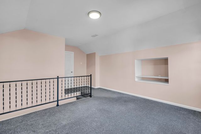 350 W Pointe Drive, Spartanburg, SC 29301