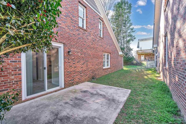 350 W Pointe Drive, Spartanburg, SC 29301