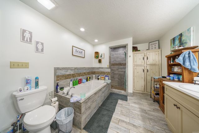 151 Rich Hollow, Batesville, AR 72501