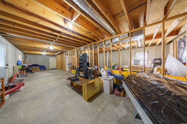 151 Rich Hollow, Batesville, AR 72501