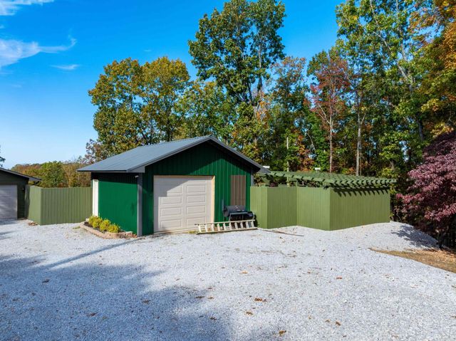 151 Rich Hollow, Batesville, AR 72501