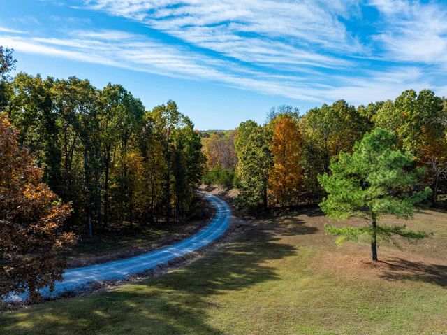 151 Rich Hollow, Batesville, AR 72501