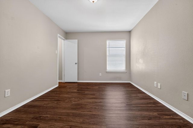 13205 Vizquel LOOP, Del Valle, TX 78617