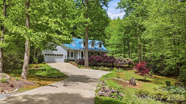 438 Serenity Mountain Road, Waynesville, NC 28786