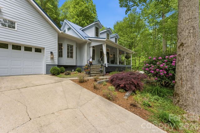 438 Serenity Mountain Road, Waynesville, NC 28786