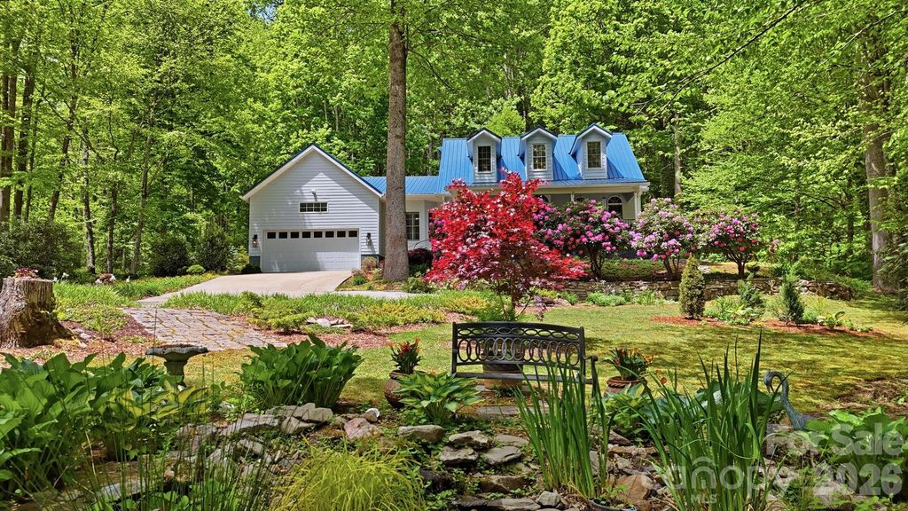 438 Serenity Mountain Road, Waynesville, NC 28786