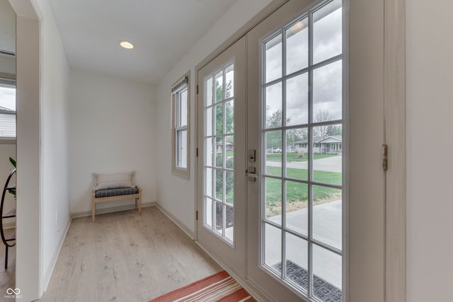 146 Parkview Drive, Whiteland, IN 46184