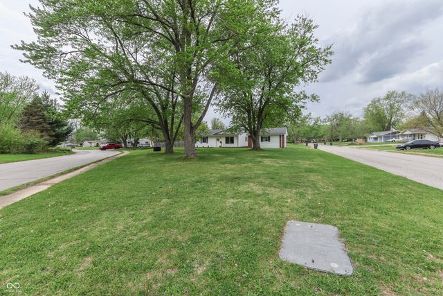 146 Parkview Drive, Whiteland, IN 46184