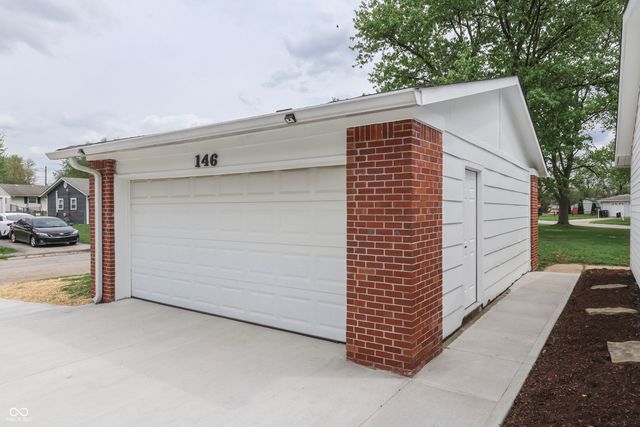 146 Parkview Drive, Whiteland, IN 46184