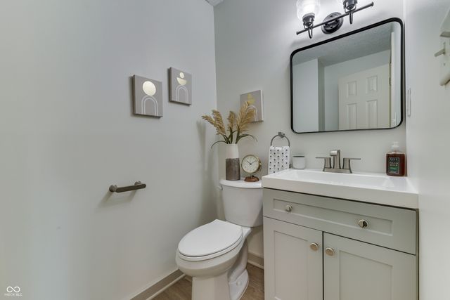 146 Parkview Drive, Whiteland, IN 46184