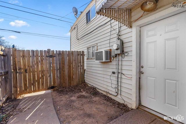 1705 BUCHANAN STREET, Wichita Falls, TX 76309