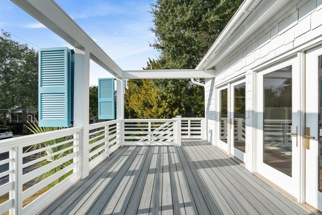 2218 Myrtle Avenue, Sullivans Island, SC 29482