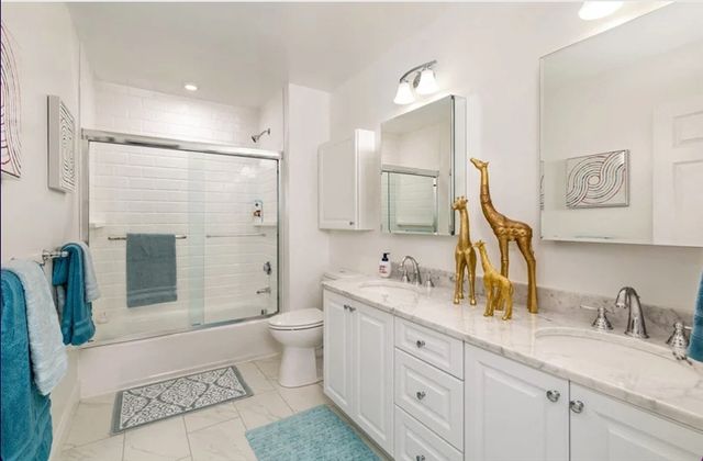 13 Independence Dr 13, Brookline, MA 02467