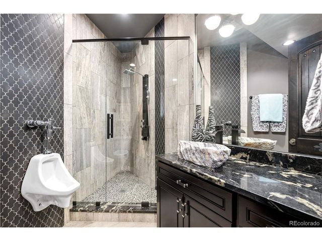 6771 Niwot Hills Dr, Niwot, CO 80503