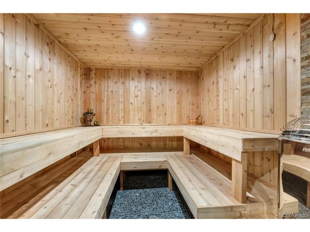 6771 Niwot Hills Dr, Niwot, CO 80503