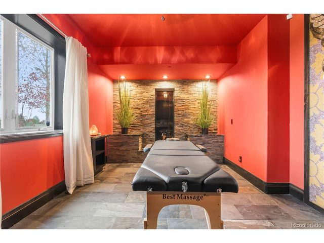 6771 Niwot Hills Dr, Niwot, CO 80503