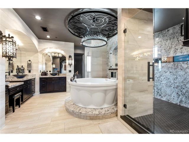 6771 Niwot Hills Dr, Niwot, CO 80503