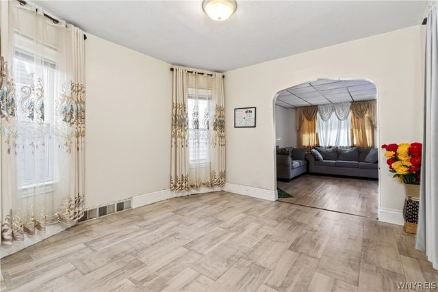 30 Arkansas Street, Buffalo, NY 14213
