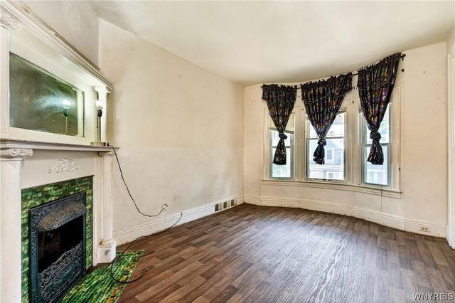 30 Arkansas Street, Buffalo, NY 14213