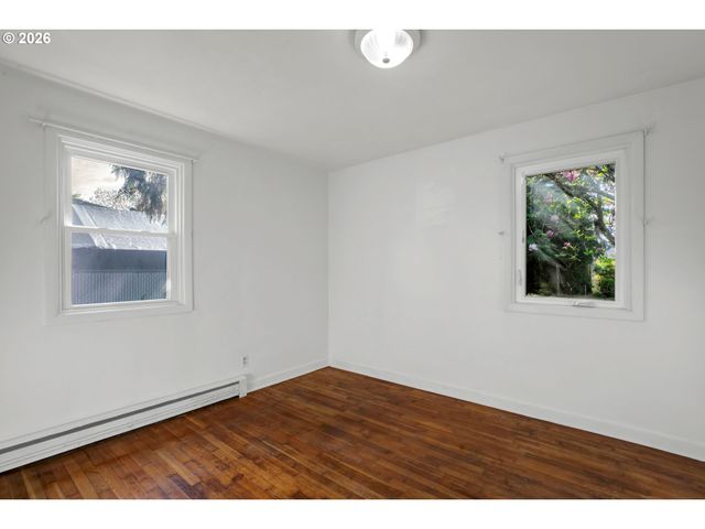 3270 WOOD Ave, Eugene, OR 97402