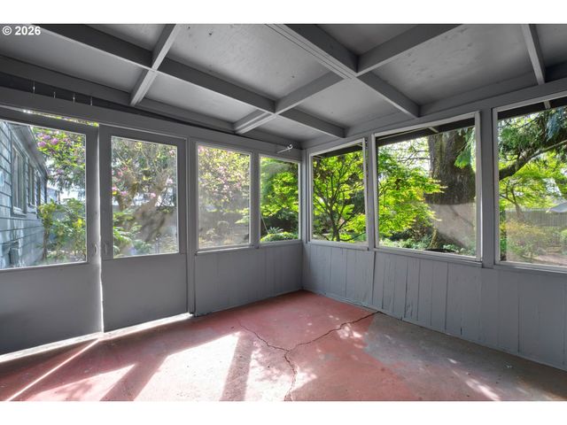 3270 WOOD Ave, Eugene, OR 97402