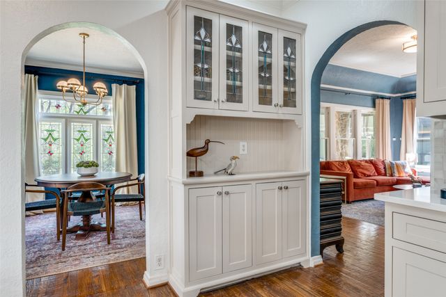 1107 Sarasota Circle, Dallas, TX 75223