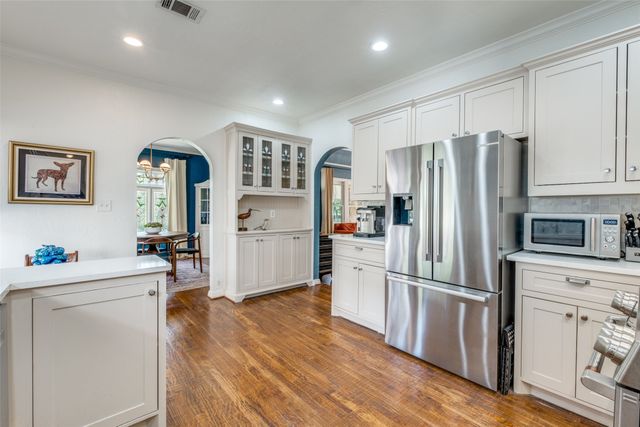 1107 Sarasota Circle, Dallas, TX 75223