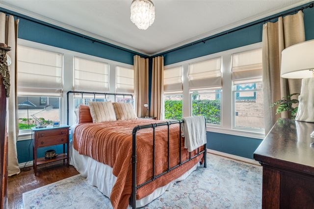 1107 Sarasota Circle, Dallas, TX 75223