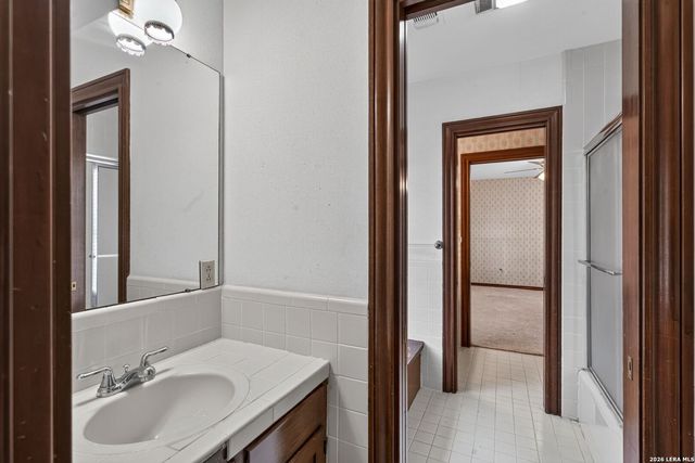 2634 County Road 4713, Lacoste, TX 78039