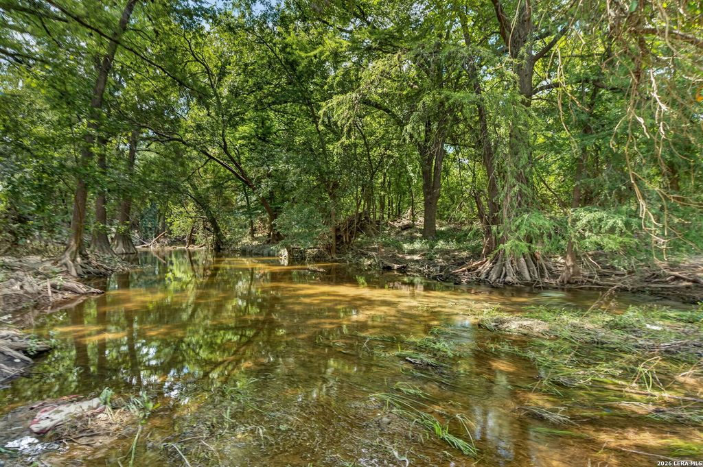 2634 County Road 4713, Lacoste, TX 78039
