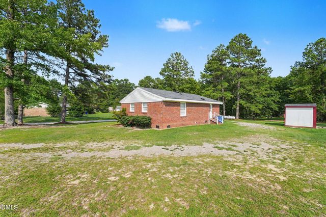125 Surry Drive, Nashville, NC 27856