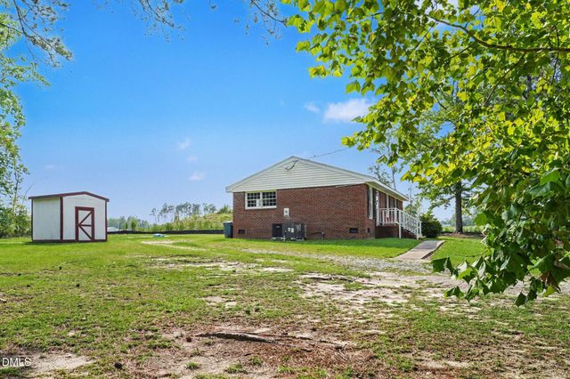125 Surry Drive, Nashville, NC 27856