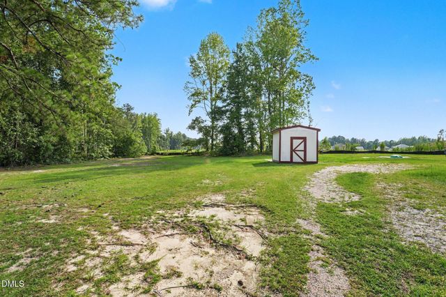 125 Surry Drive, Nashville, NC 27856