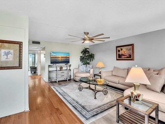 4026 Ventnor H Court 4026, Deerfield Beach, FL 33442