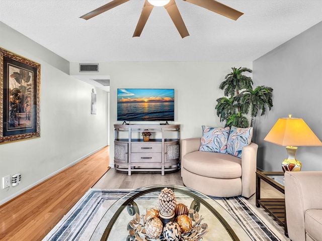 4026 Ventnor H Court 4026, Deerfield Beach, FL 33442