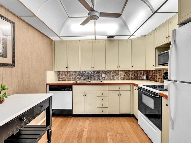 4026 Ventnor H Court 4026, Deerfield Beach, FL 33442