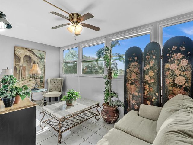 4026 Ventnor H Court 4026, Deerfield Beach, FL 33442