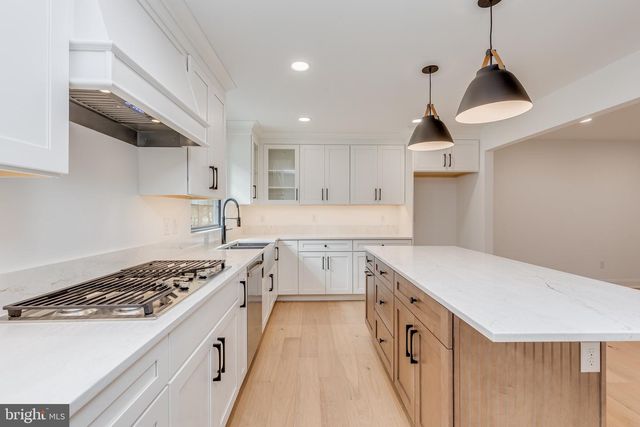 5 CUTTS DR, Tabernacle Twp, NJ 08088
