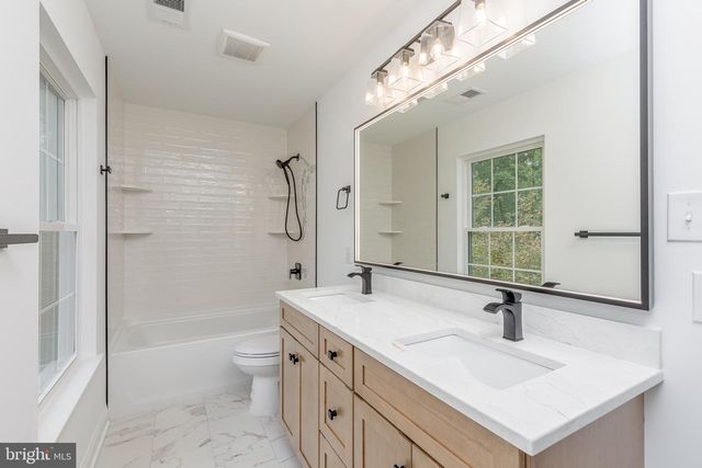 5 CUTTS DR, Tabernacle Twp, NJ 08088